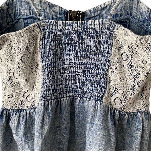 Kirra Jean Lace Peplum Zipper Detail Tank Top NWOT - Picture 11 of 12